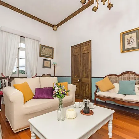 Biniarroga Nou Вилла Маон